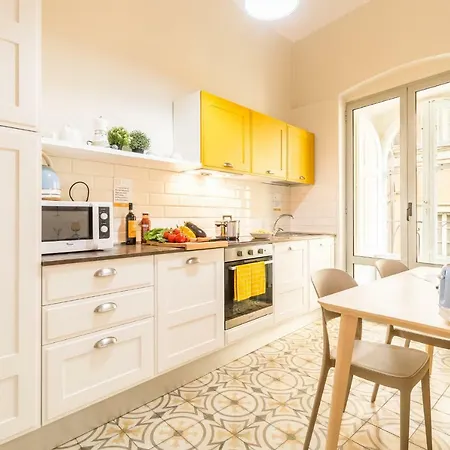 Family Rinascimento Palace Apartment