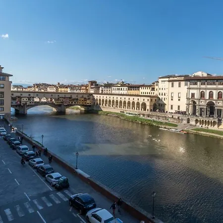 Family Rinascimento Palace Appartamento Firenze